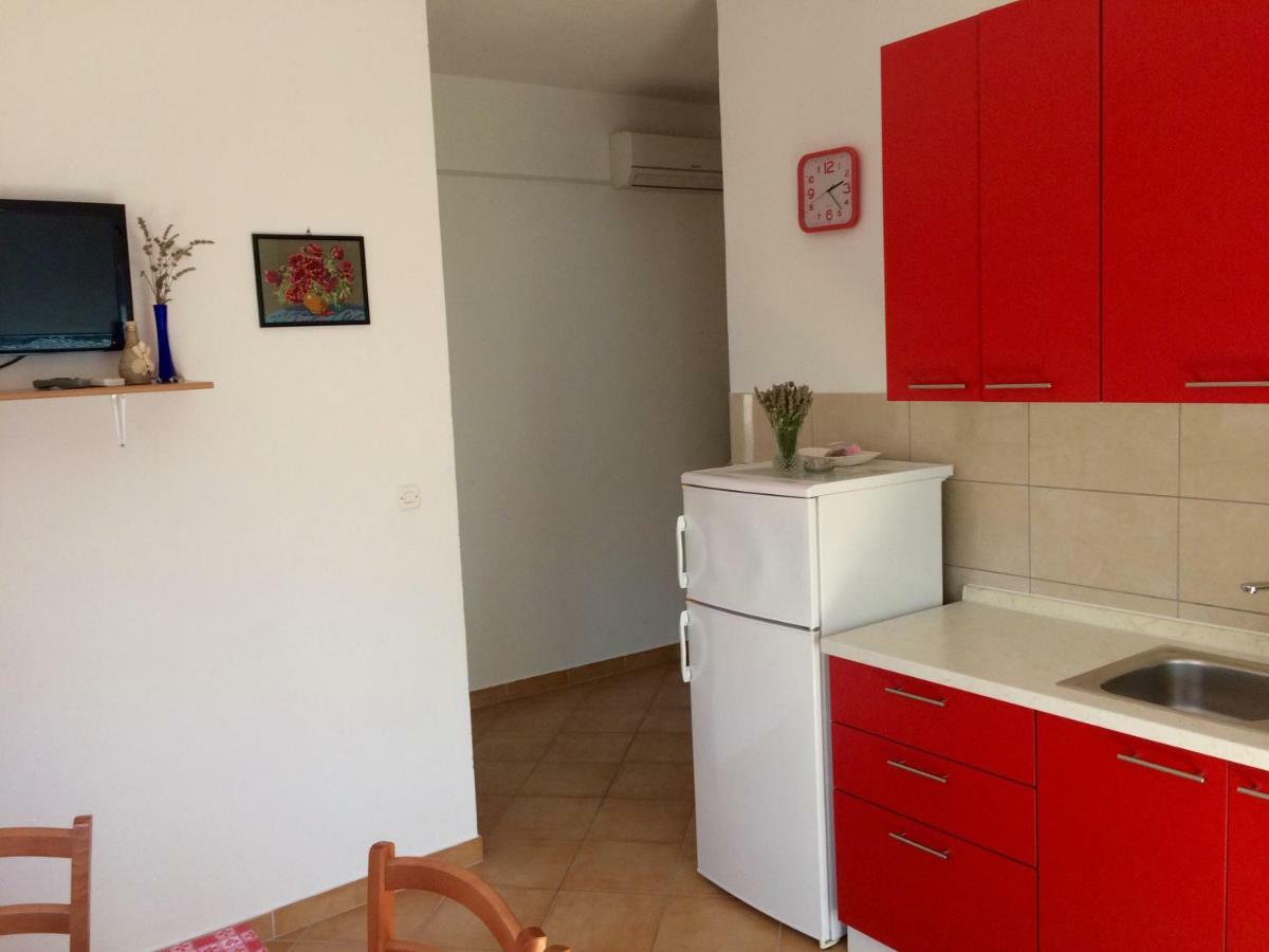 Apartmani Brusel Паг Екстериор снимка